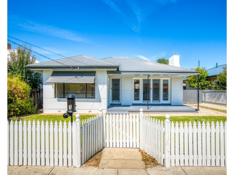 7 WILSON STREET, Wodonga VIC 3690