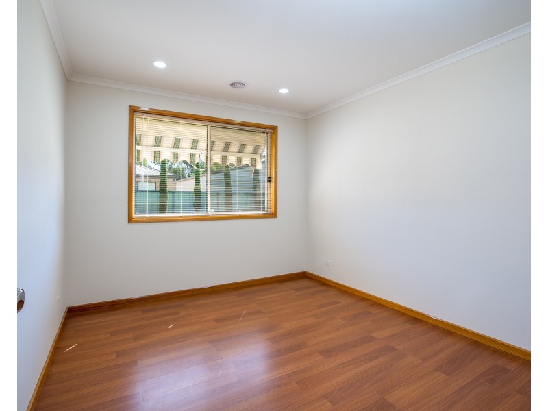 104 RIVERGUM DRIVE, East Albury NSW 2640