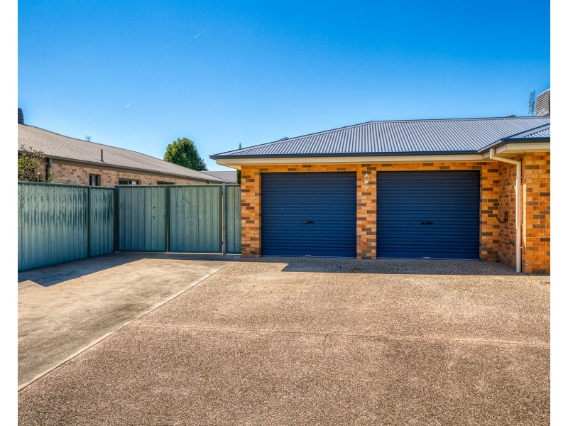 104 RIVERGUM DRIVE, East Albury NSW 2640