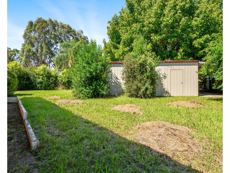 5 Emily Close, Tangambalanga VIC 3691