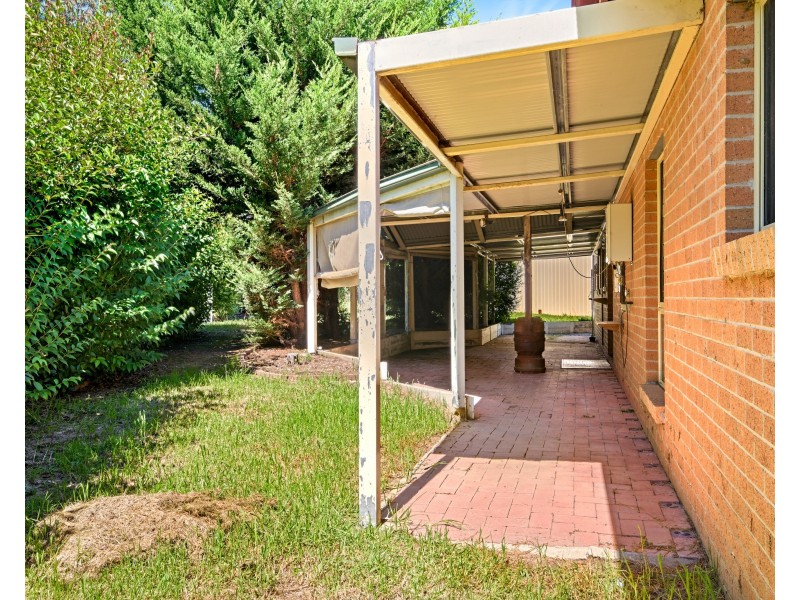 5 Emily Close, Tangambalanga VIC 3691