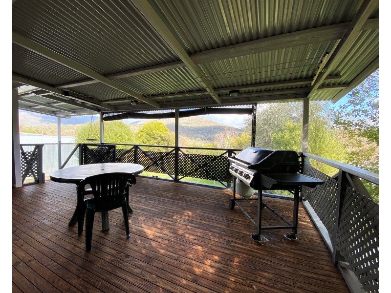 10 Coleman Court, Dartmouth VIC 3701