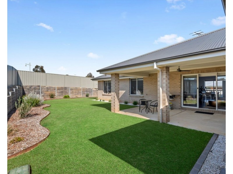 178 Ava Avenue, Thurgoona NSW 2640