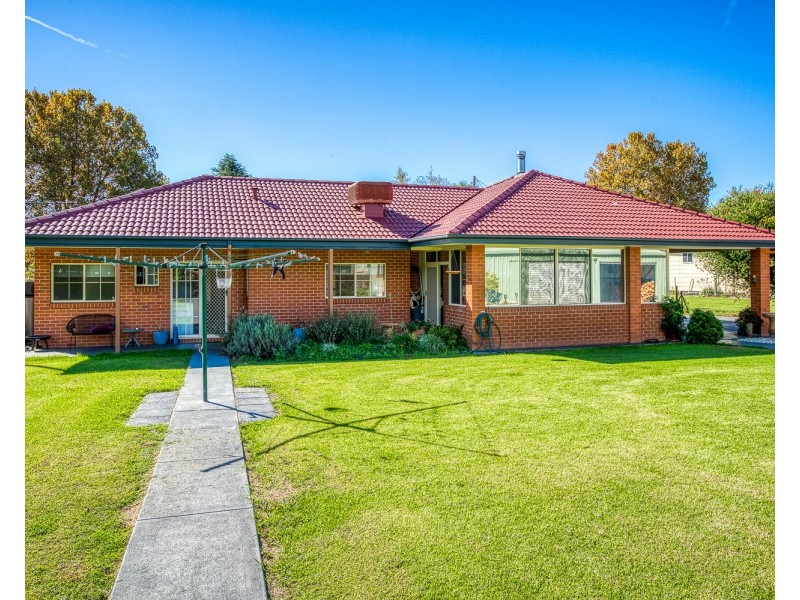 3746 OMEO HIGHWAY, Eskdale VIC 3701