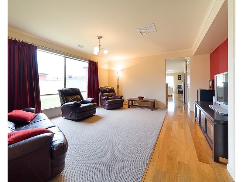 21 Innisbrook Avenue, Wodonga VIC 3690