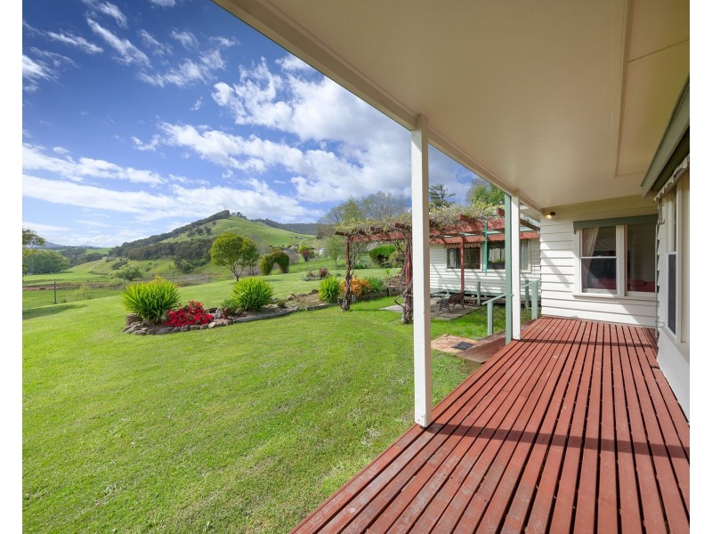 6 Drummond Street, Eskdale VIC 3701