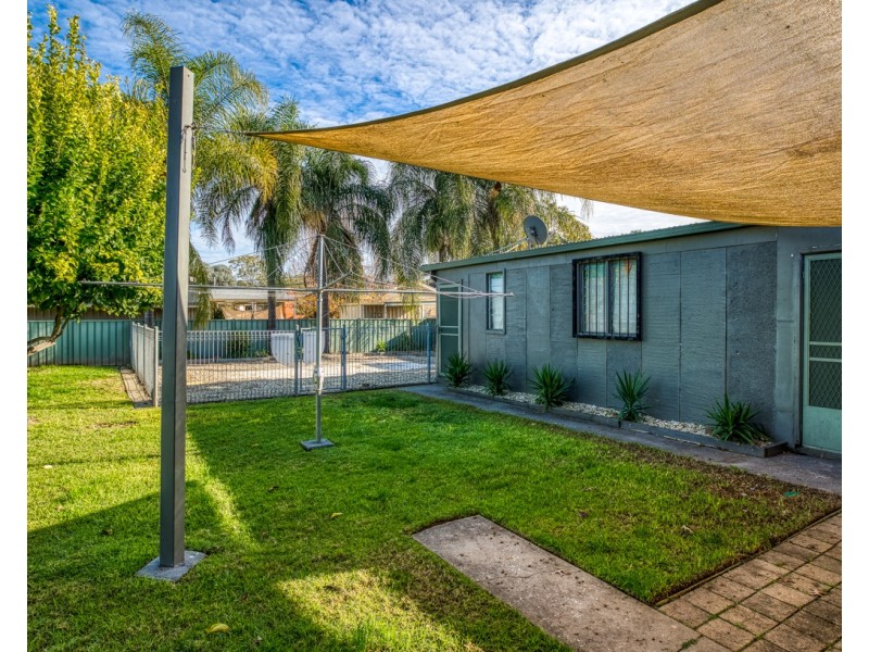 540 MUTSCH STREET, Lavington NSW 2641