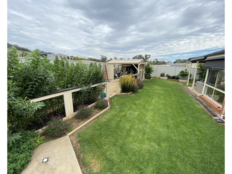13 Birkdale Terrace, Wodonga VIC 3690