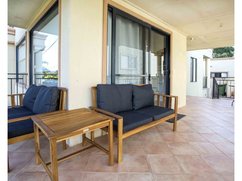 2/9 PEPPERMINT PARADE, Lake Hume Village NSW 3691