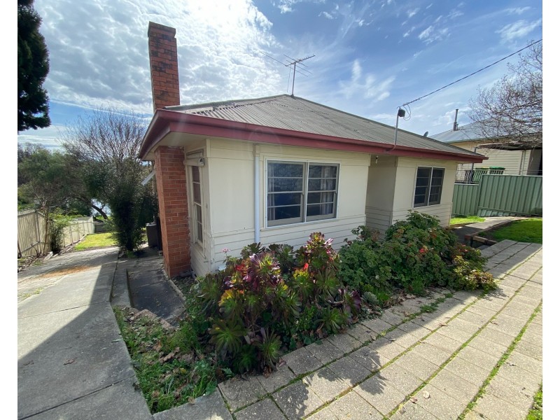 6 Batt Avenue, Wodonga VIC 3690