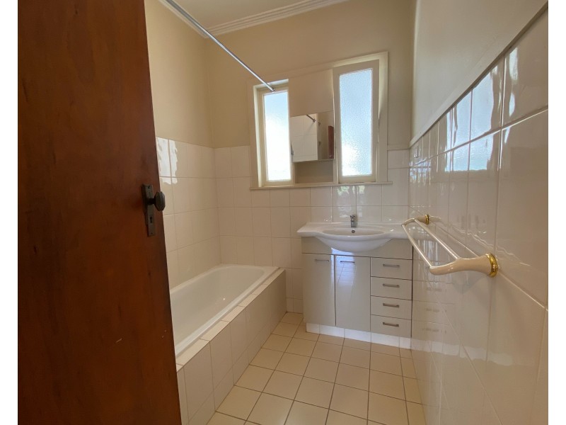 6 Batt Avenue, Wodonga VIC 3690