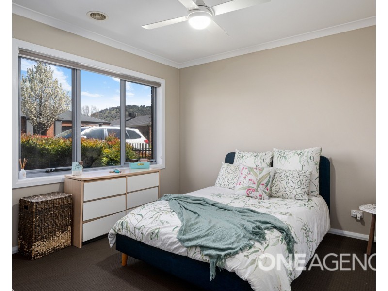11 Macquarie Road, Wodonga VIC 3690