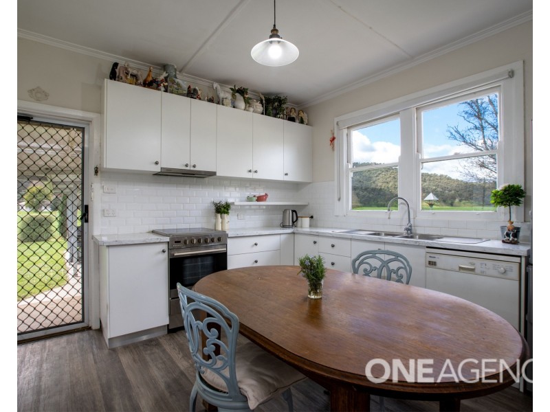 283 Mitta North Road, Eskdale VIC 3701