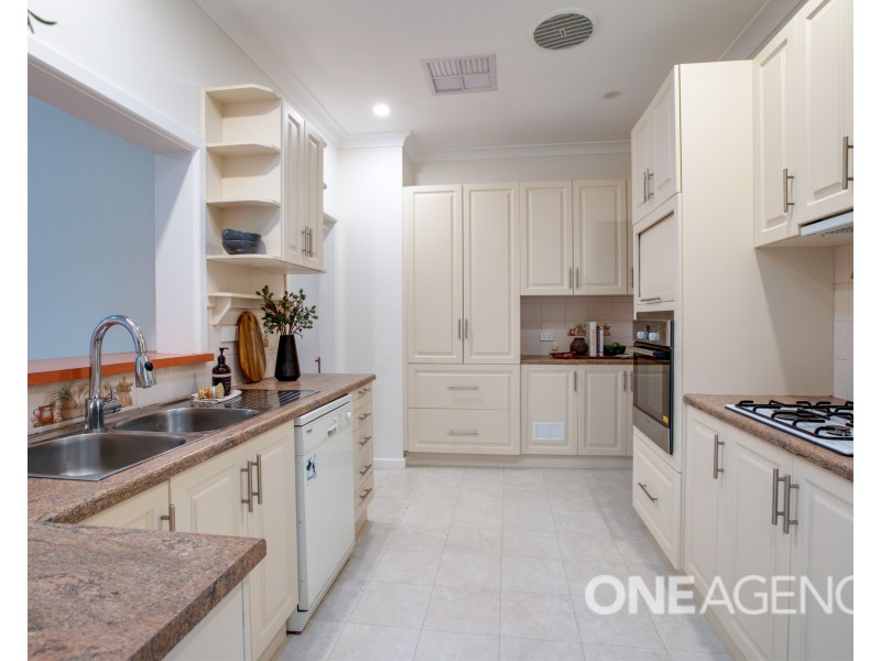 709 Yambla Avenue, Albury NSW 2640