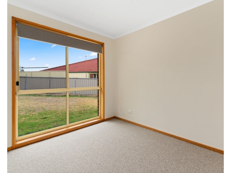 6 Jason Circuit, Wodonga VIC 3690