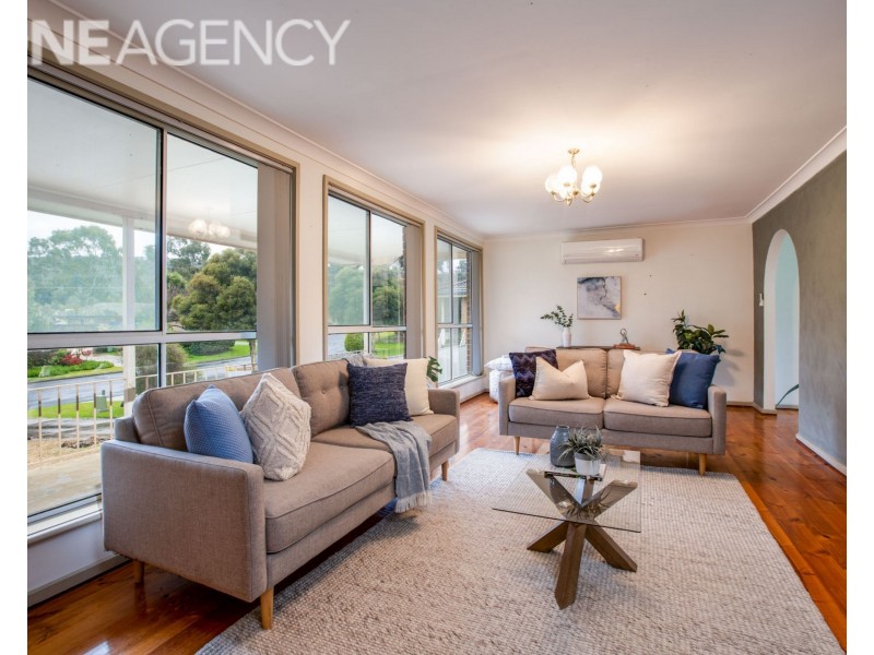 570 Spurrway Drive, West Albury NSW 2640