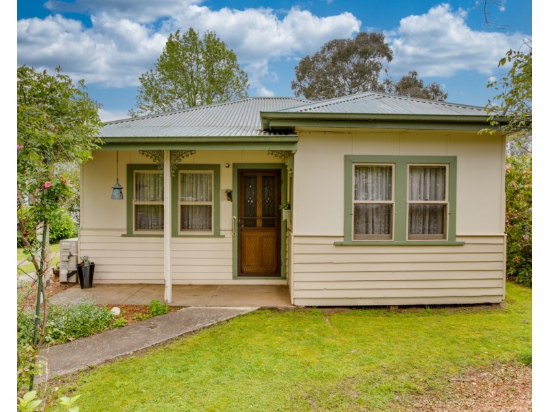 3765 Omeo Highway, Eskdale VIC 3701