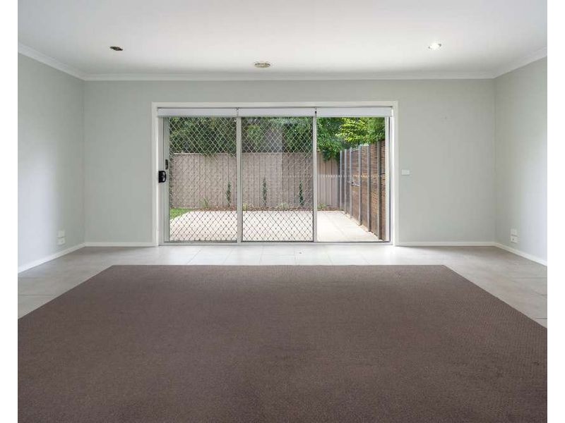 2/1 Chenery Street, Wodonga VIC 3690