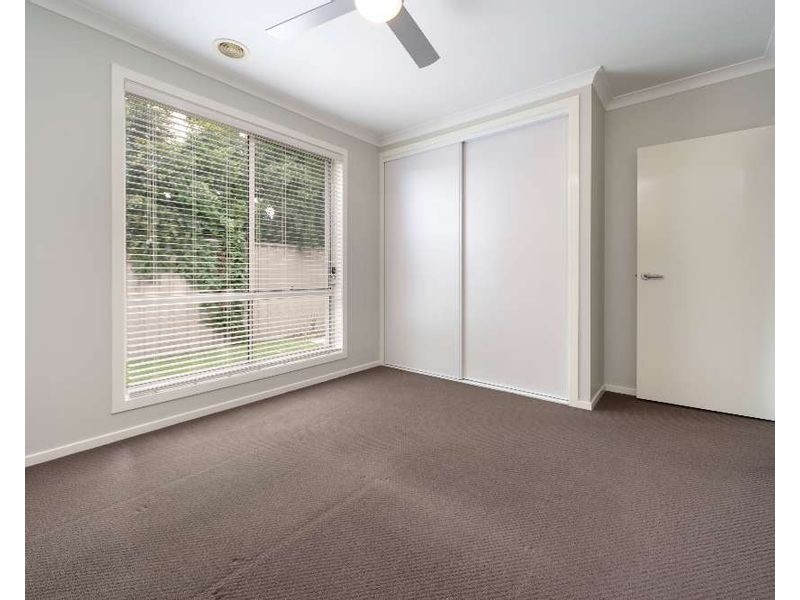 2/1 Chenery Street, Wodonga VIC 3690