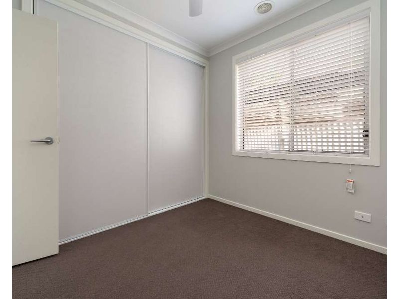 2/1 Chenery Street, Wodonga VIC 3690