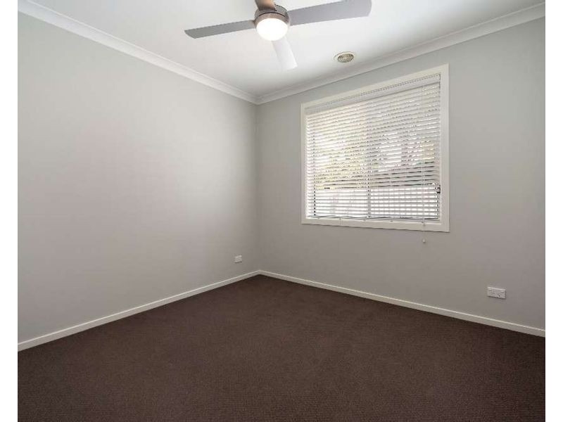 2/1 Chenery Street, Wodonga VIC 3690