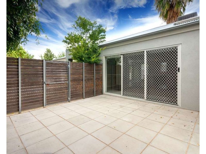 2/1 Chenery Street, Wodonga VIC 3690