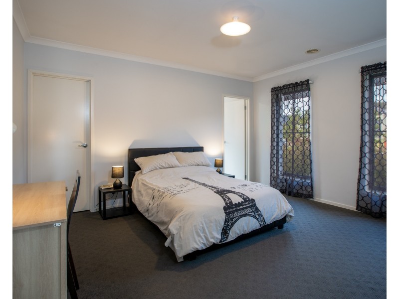 24 Omeara Street, Wodonga VIC 3690