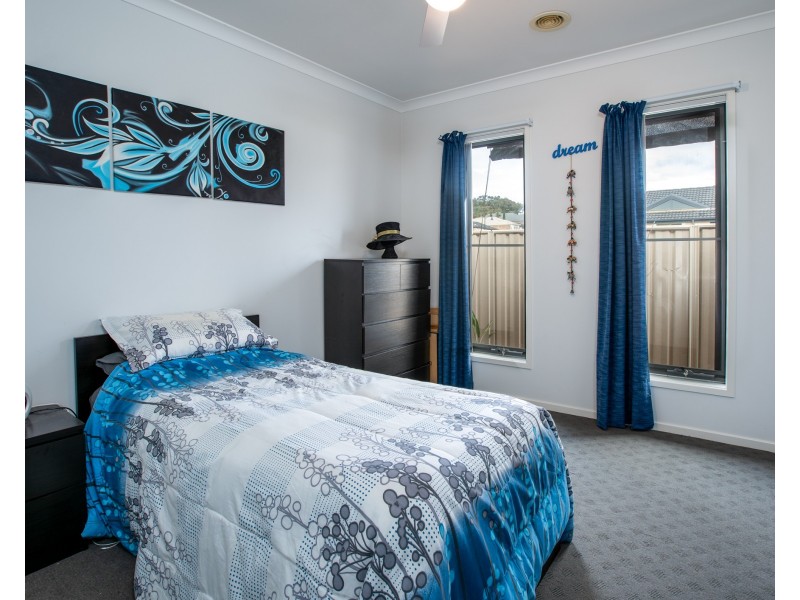 24 Omeara Street, Wodonga VIC 3690