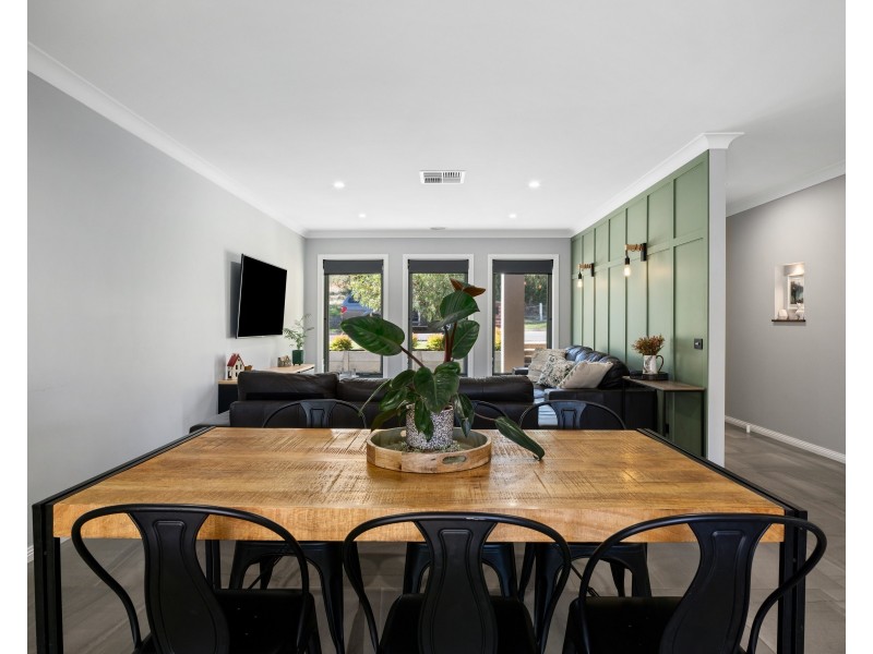 8 RAFTER STREET, Baranduda VIC 3691