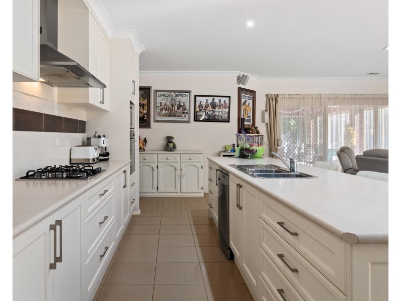 8 Whiteley Circuit, Baranduda VIC 3691