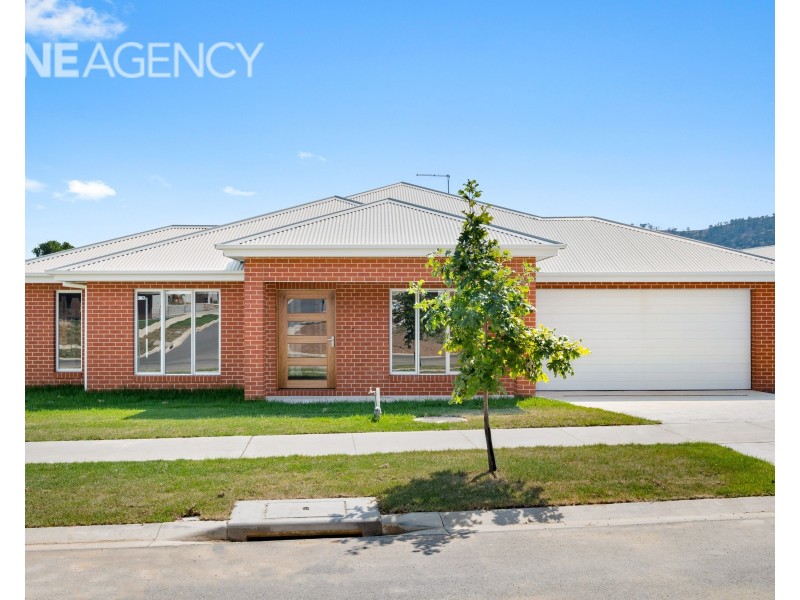 13 Bogong Drive, Tangambalanga VIC 3691