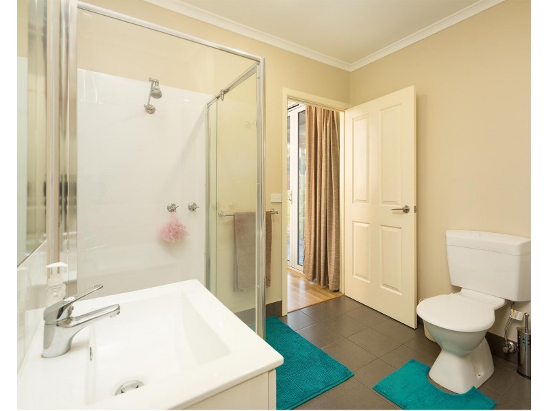 3796 Omeo Highway, Eskdale VIC 3701