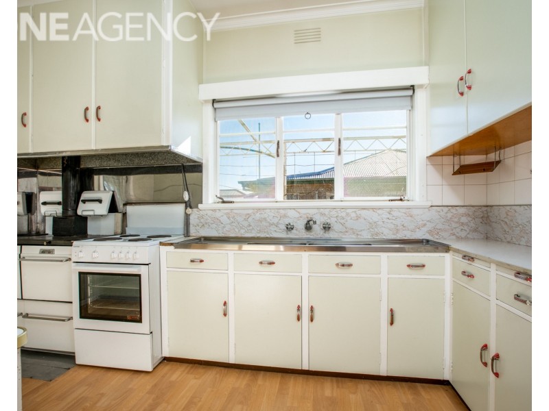 49 GORDON STREET, Wodonga VIC 3690