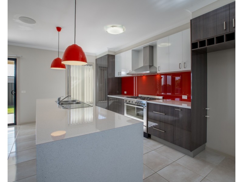 57 Silky Oak Avenue, Wodonga VIC 3690