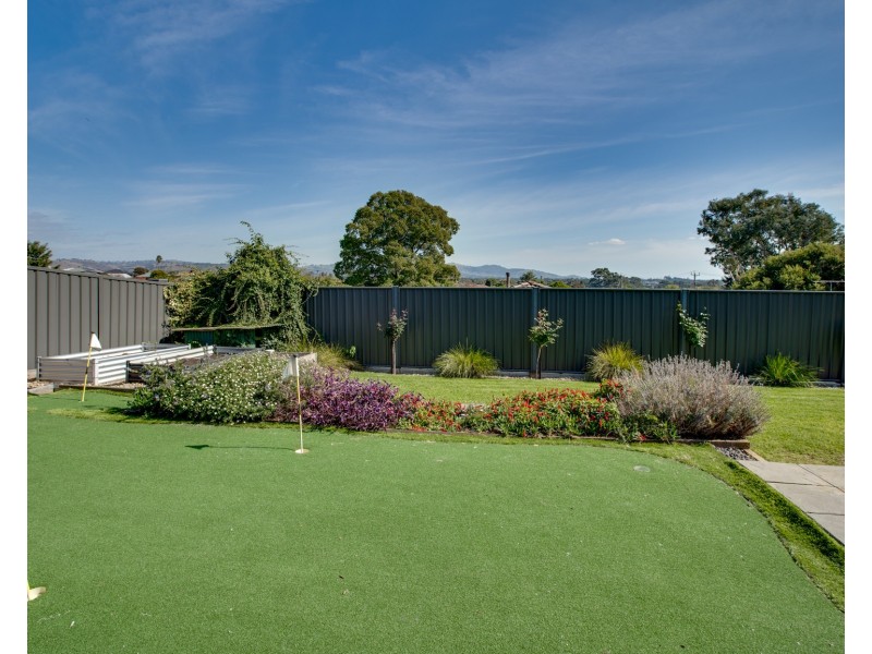 57 Silky Oak Avenue, Wodonga VIC 3690