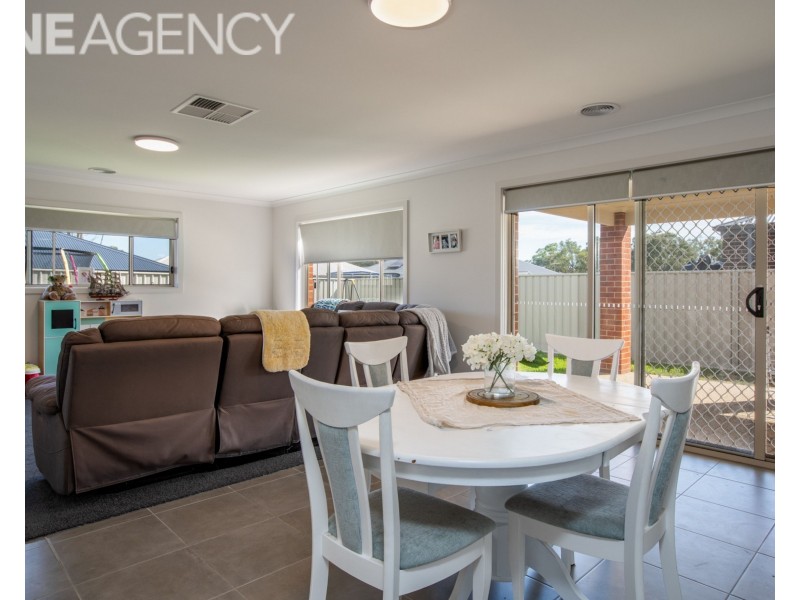 9 Roper Street, West Wodonga VIC 3690