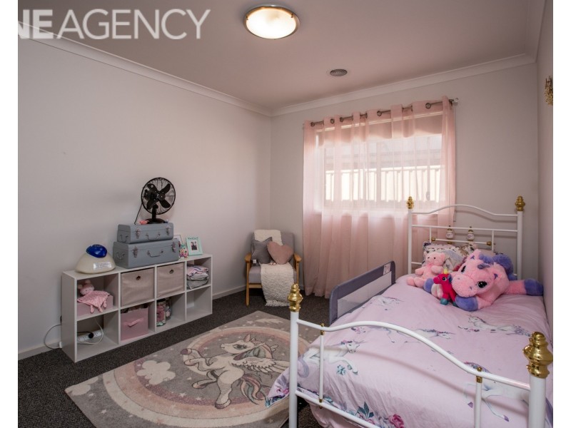 9 Roper Street, West Wodonga VIC 3690