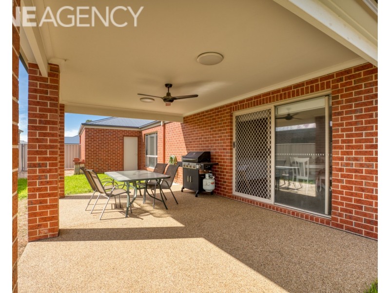 9 Roper Street, West Wodonga VIC 3690