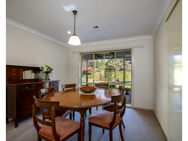 9 Player Court, Wodonga VIC 3690