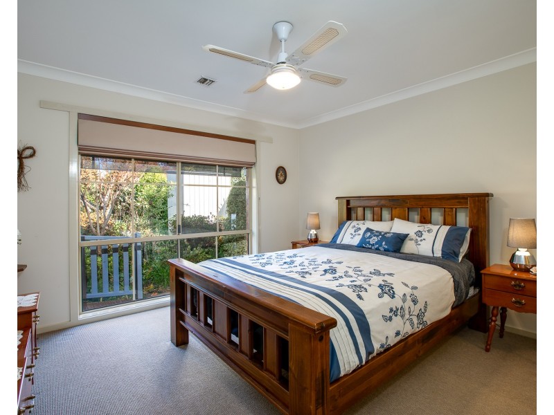 9 Player Court, Wodonga VIC 3690