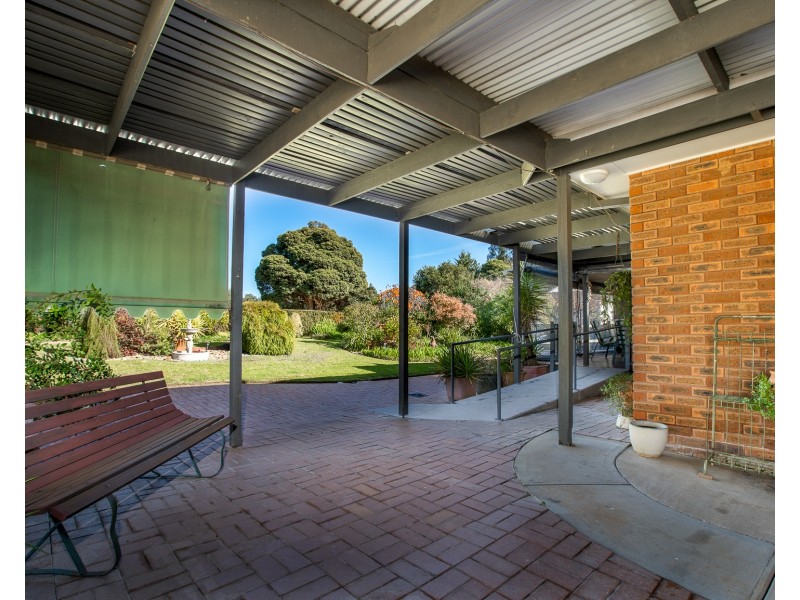 9 Player Court, Wodonga VIC 3690