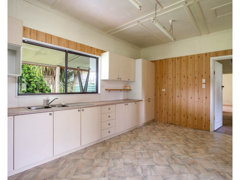 4 Dunstan Court, Eskdale VIC 3701