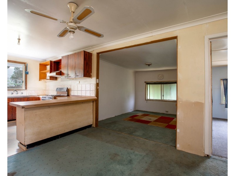 4 Dunstan Court, Eskdale VIC 3701