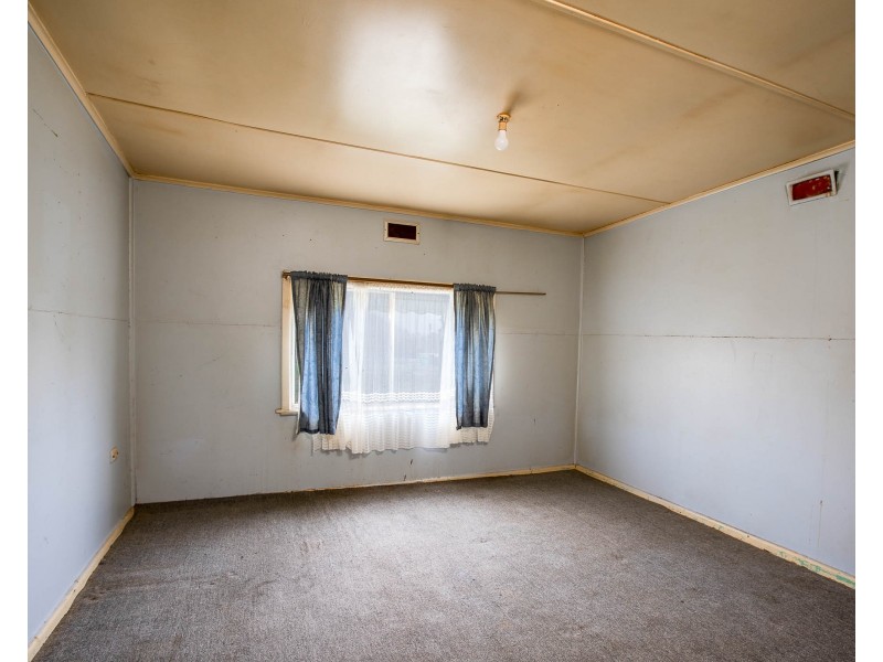 4 Dunstan Court, Eskdale VIC 3701