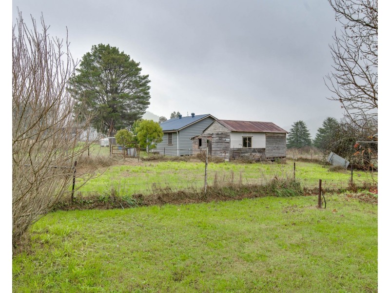 4 Dunstan Court, Eskdale VIC 3701