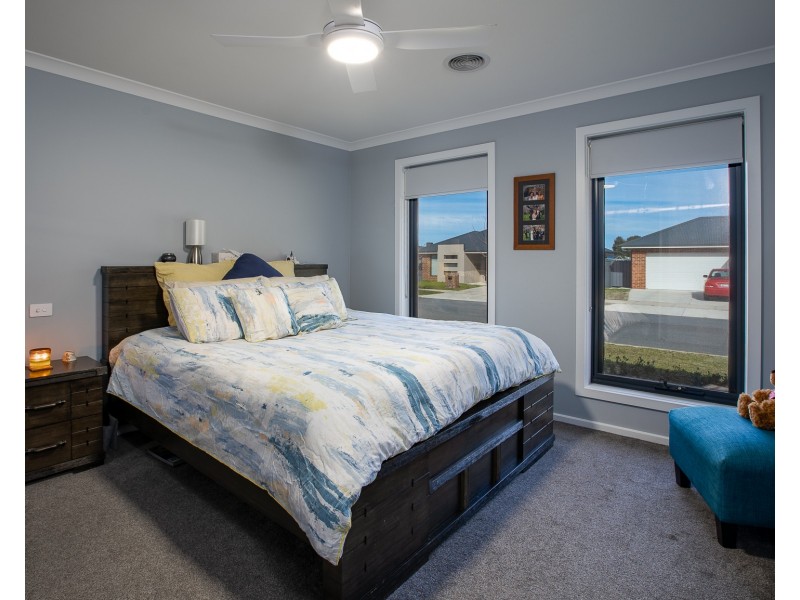 24 Swansea Court, Thurgoona NSW 2640