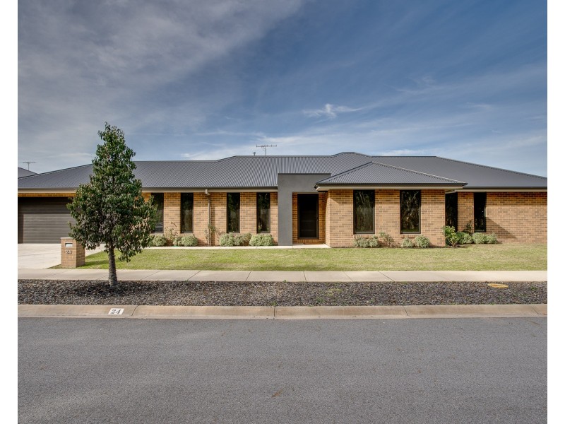24 Swansea Court, Thurgoona NSW 2640