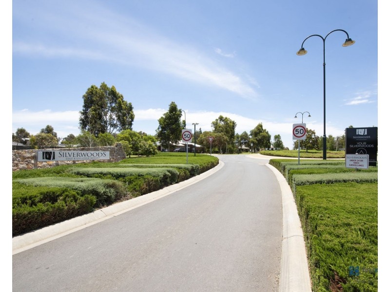 153 Peter Thomson Circuit, Yarrawonga VIC 3730
