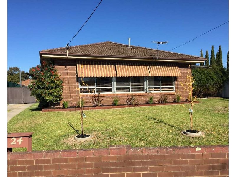 24 Warsaw Crescent, Wodonga VIC 3690