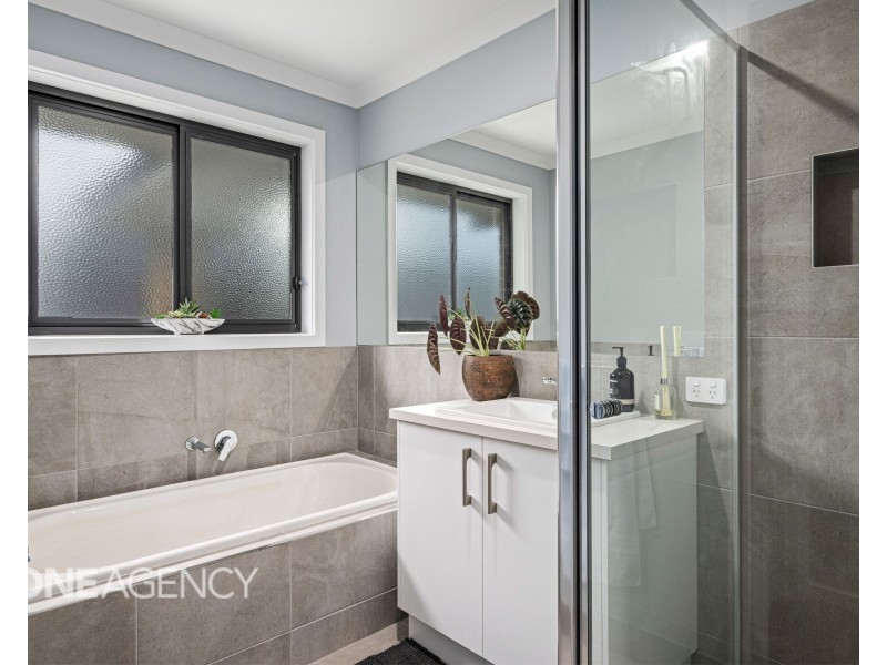 24 Swansea Court, Thurgoona NSW 2640